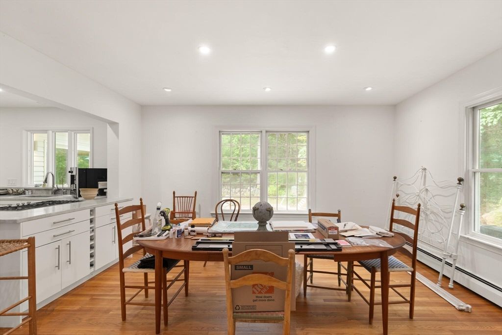 Dining room, Interior, Recessed Lighting, Wood Texture Flooring
