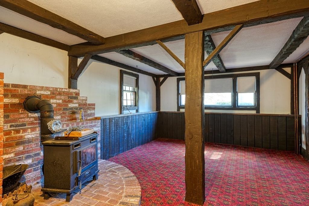 Interior, Wooden Beams