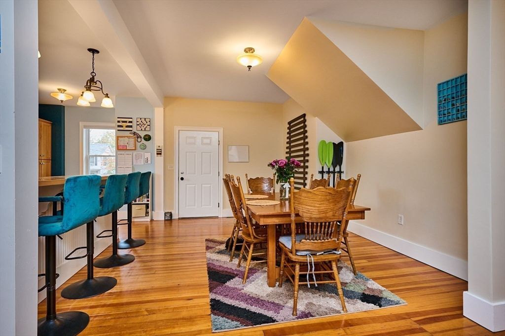 Chandelier, Dining room, Interior, Pendant Lights, Wood Texture Flooring
