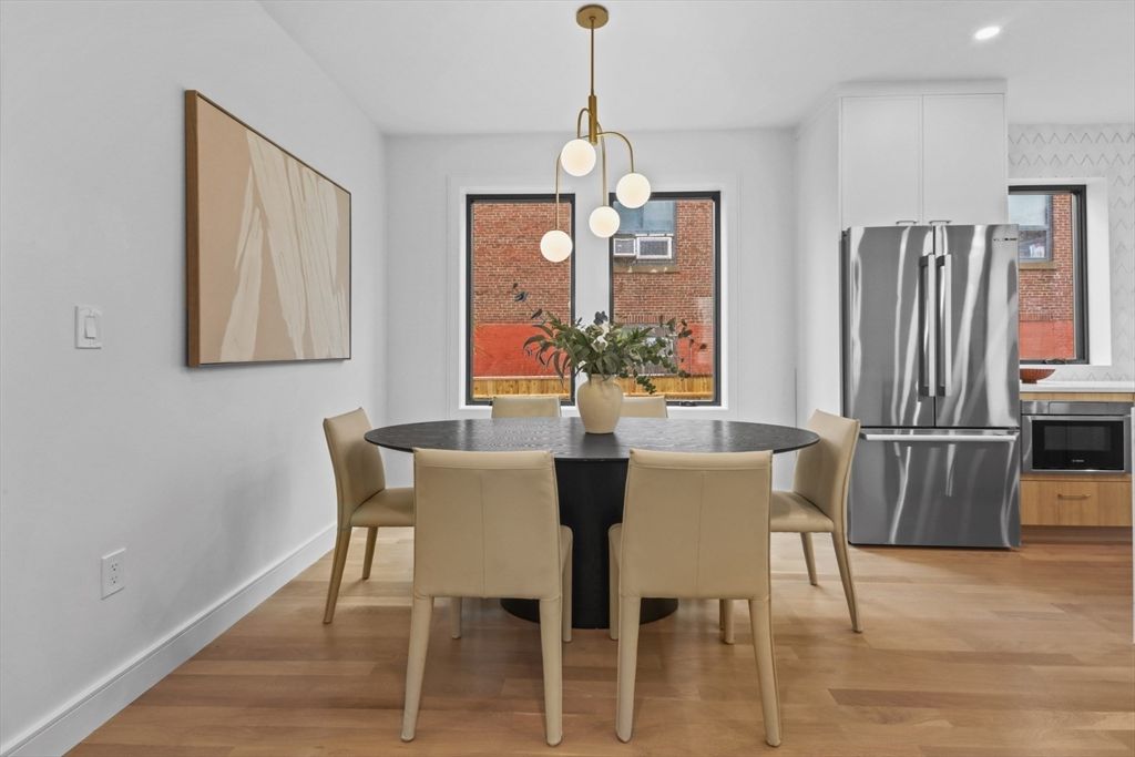 Dining room, Interior, Kitchen, Pendant Lights, Recessed Lighting, Wood Texture Flooring