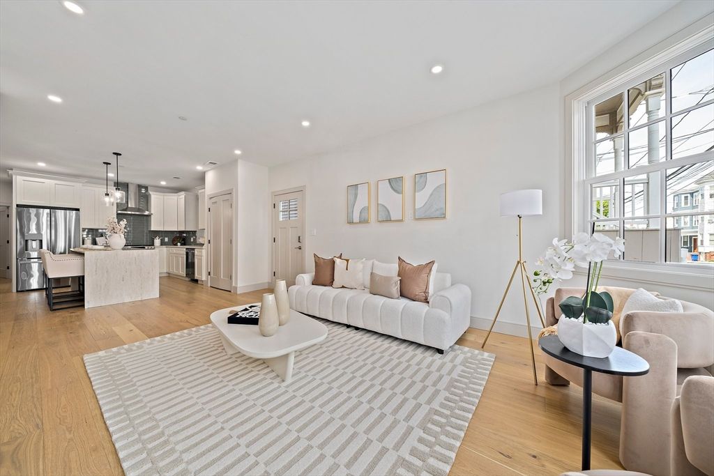 Interior, Kitchen, Living room, Pendant Lights, Recessed Lighting, Stainless Steel Appliances, Wood Texture Flooring