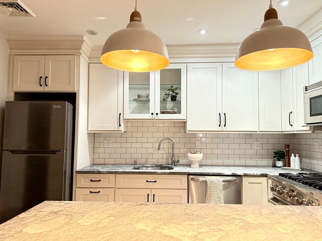 Interior, Kitchen, Pendant Lights, Recessed Lighting, Stainless Steel Appliances