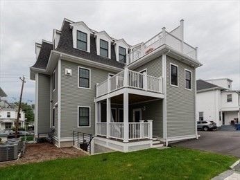 Exterior, Facade, Queen Anne Victorian