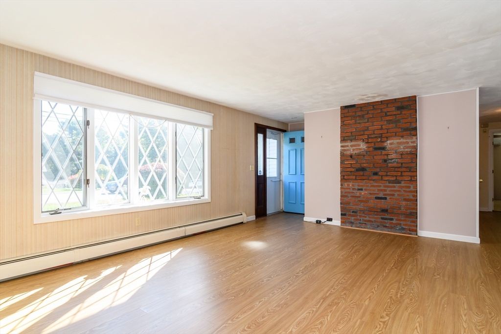Empty room, Interior, Stone Walls, Wood Texture Flooring