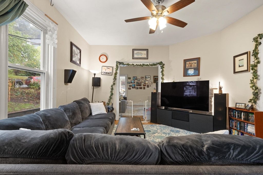 Interior, Living room