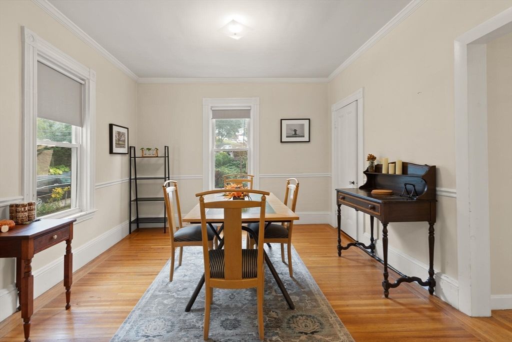 Dining room, Interior, Wood Texture Flooring