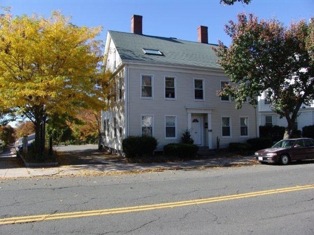 Exterior, Facade, Georgian