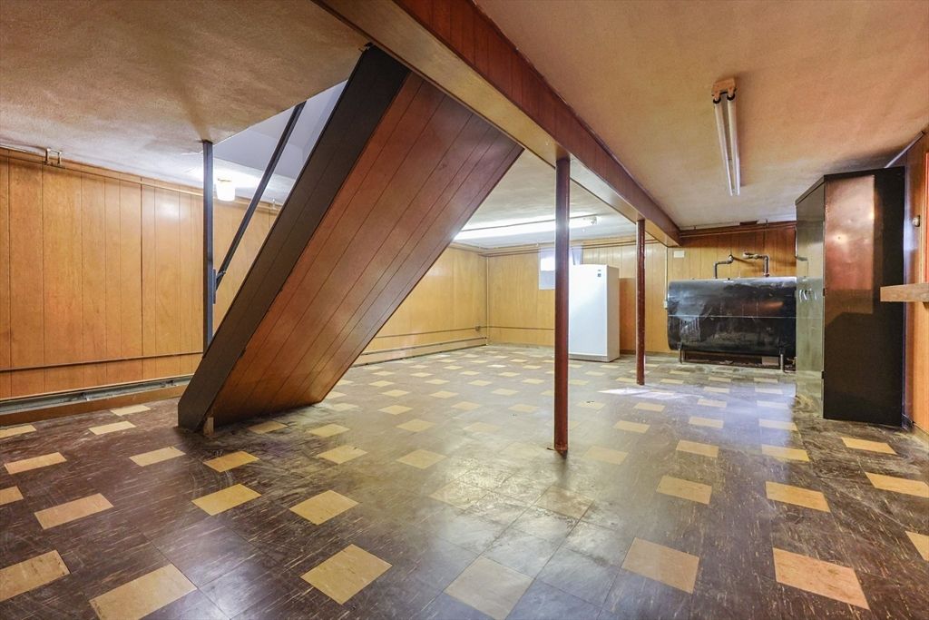 Interior, Wooden Walls