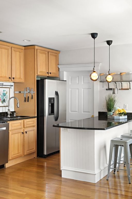 Interior, Kitchen, Pendant Lights, Wood Texture Flooring