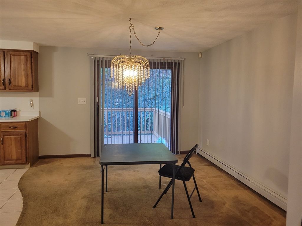 Chandelier, Dining room, Interior, Pendant Lights