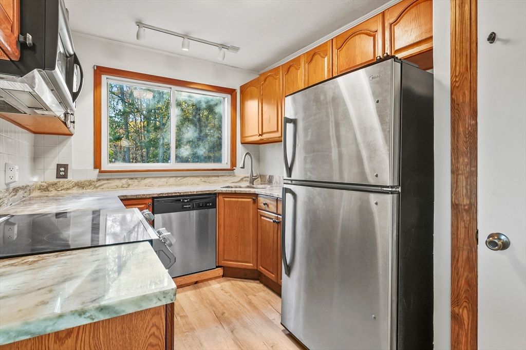 Interior, Kitchen, Stainless Steel Appliances, Wood Texture Flooring