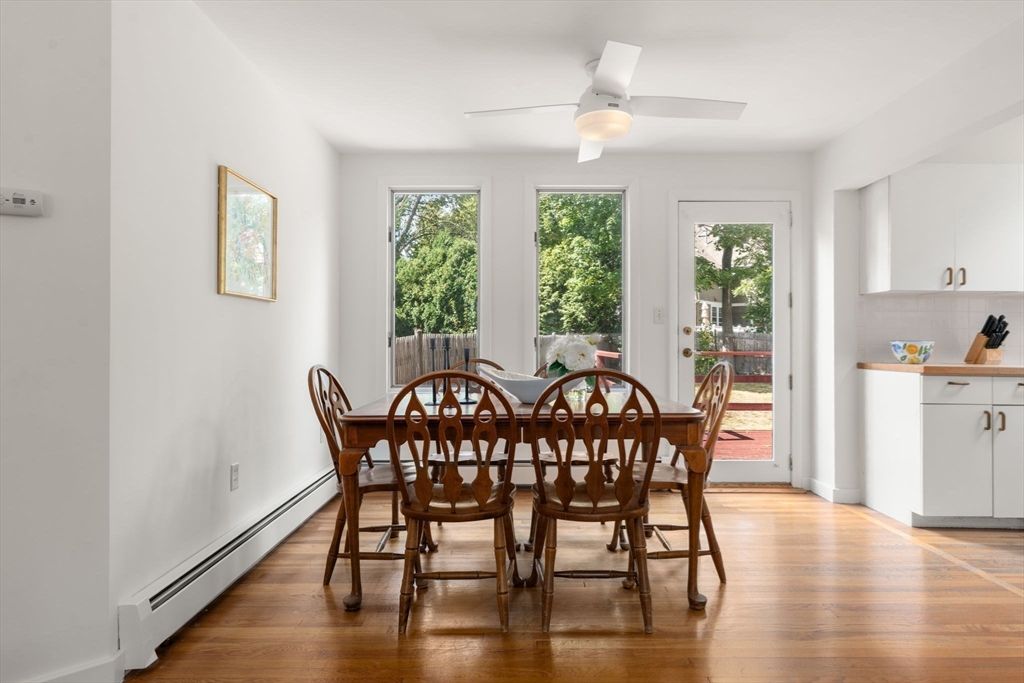 Dining room, Interior, Wood Texture Flooring