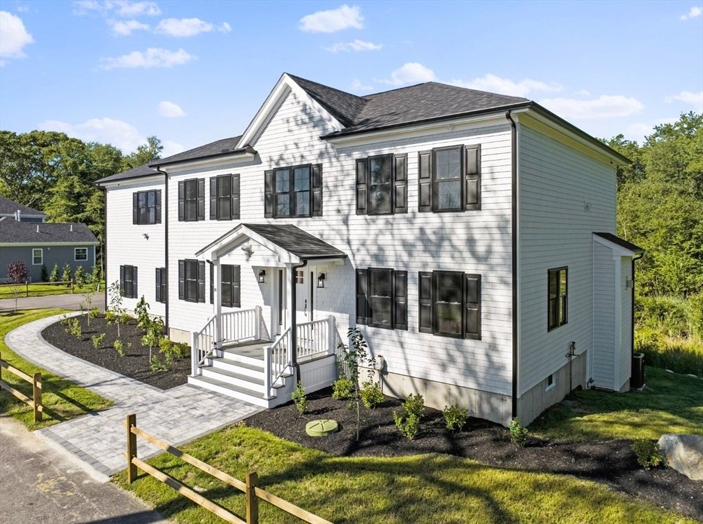 Backyard, Exterior, Facade, Farmhouse