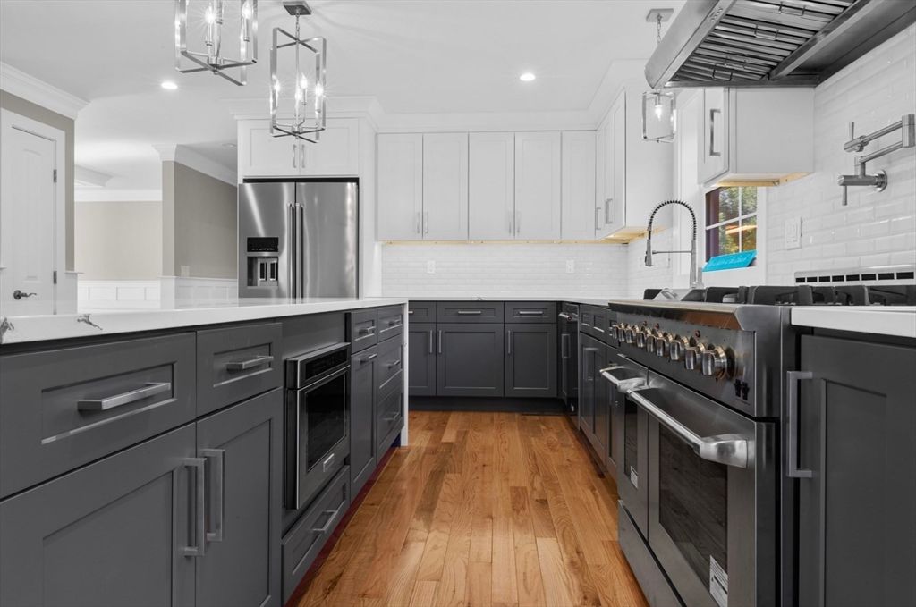 Interior, Kitchen, Pendant Lights, Recessed Lighting, Stainless Steel Appliances, Wood Texture Flooring