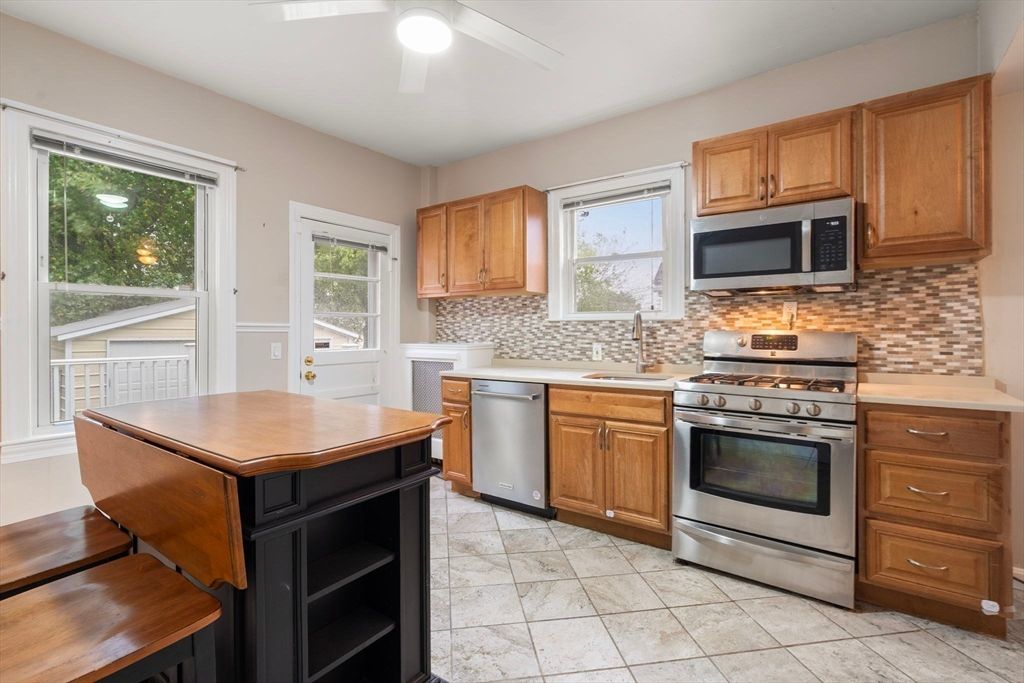 Interior, Kitchen, Stainless Steel Appliances