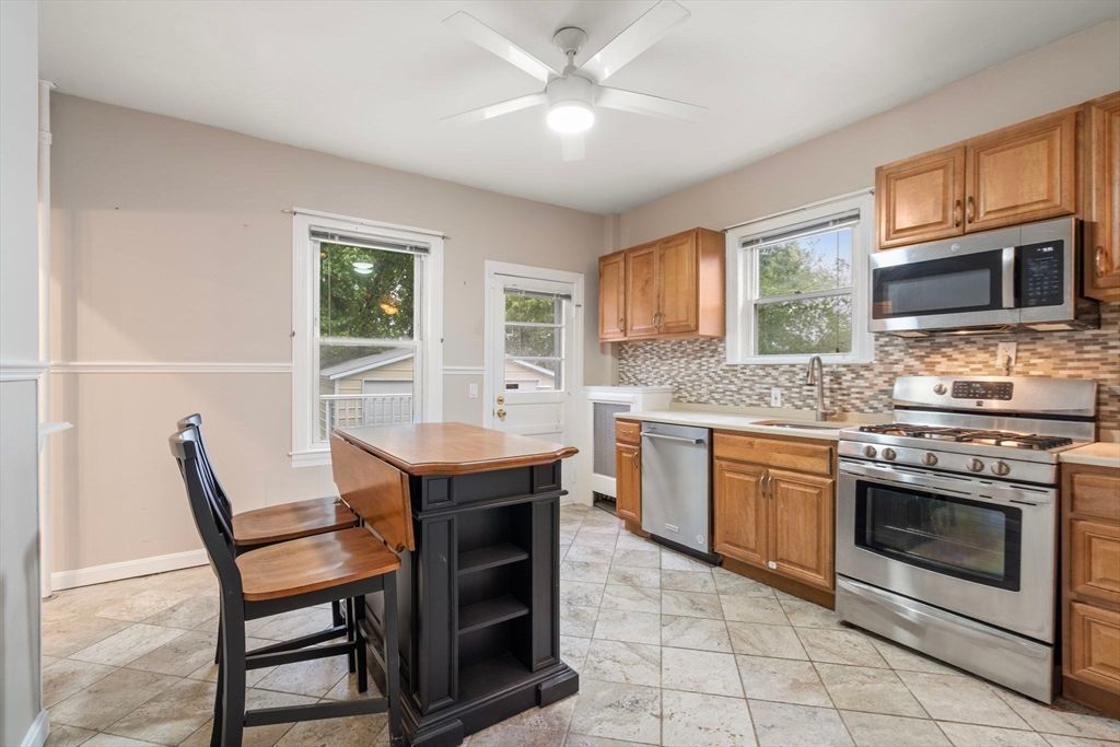 Interior, Kitchen, Stainless Steel Appliances