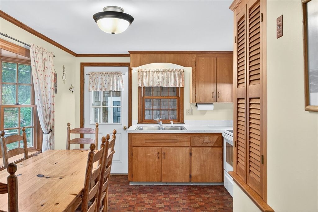 Dining room, Interior, Kitchen