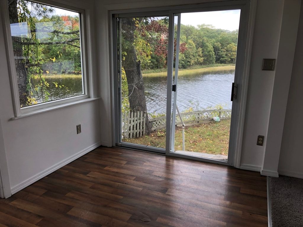 Empty room, Interior, Water, Wood Texture Flooring