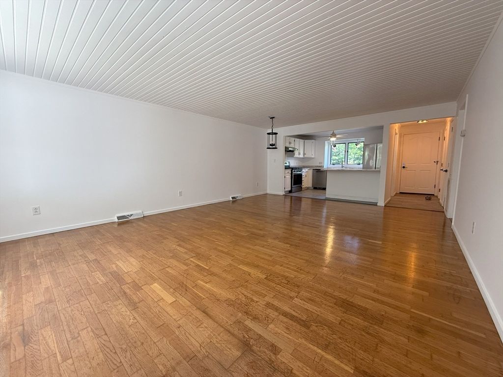 Empty room, Interior, Kitchen, Pendant Lights, Wood Texture Flooring