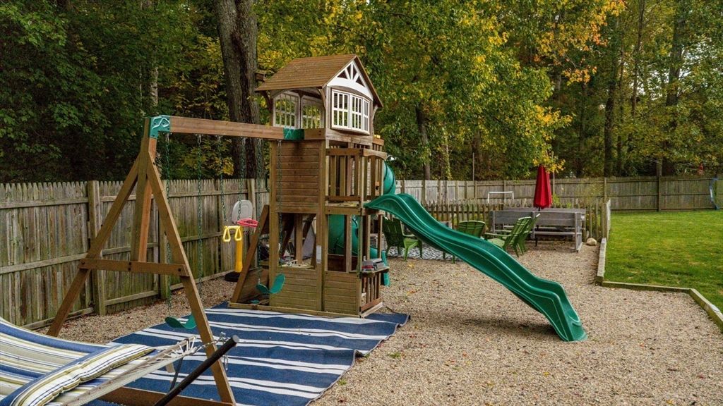 Backyard, Exterior, Playground