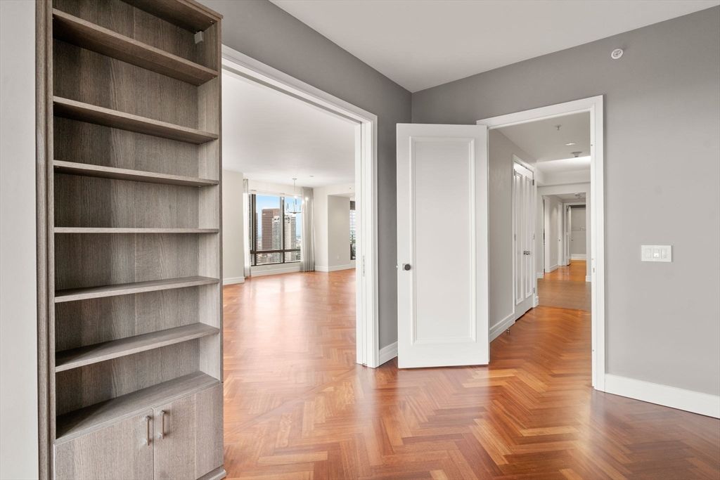 Interior, Pendant Lights, Recessed Lighting, Wood Texture Flooring