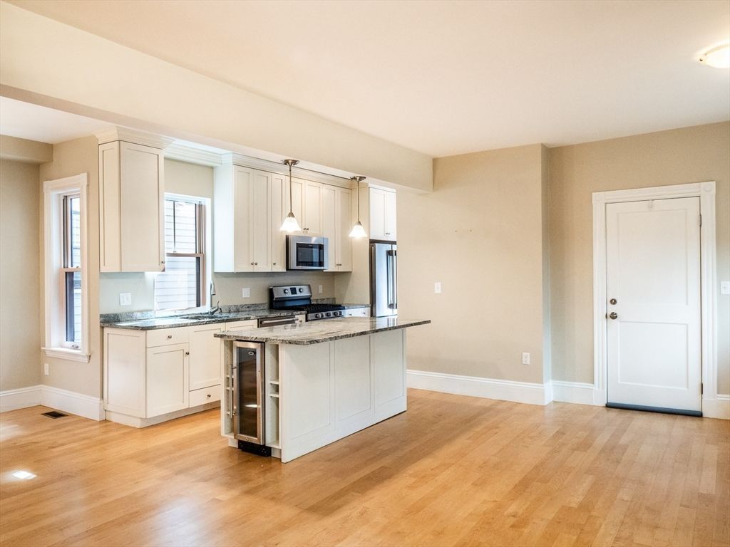 Interior, Kitchen, Pendant Lights, Wood Texture Flooring