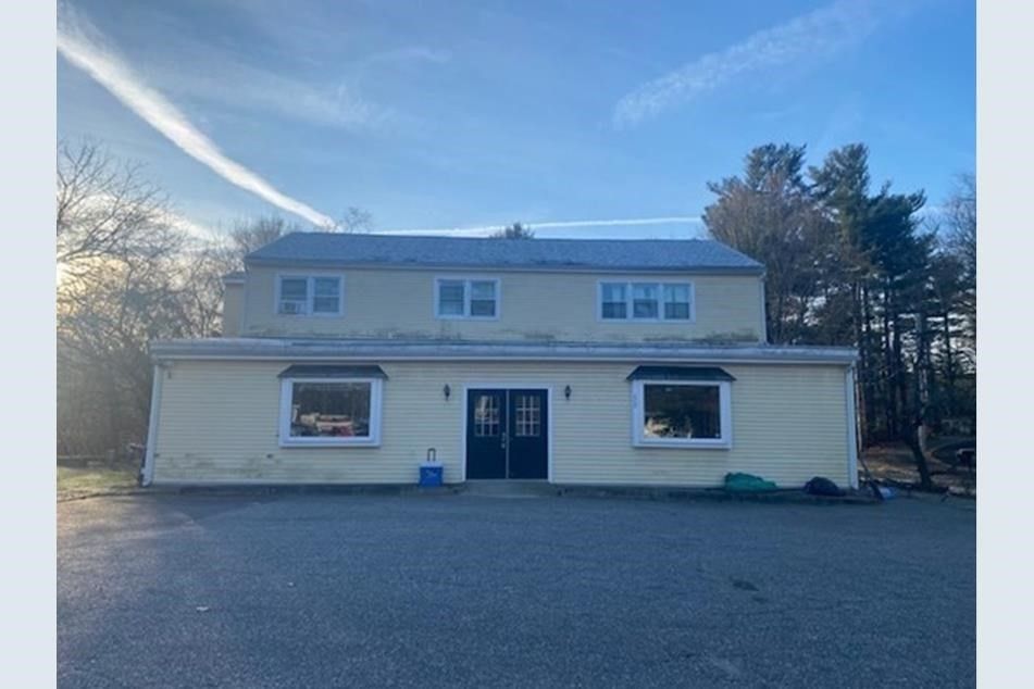 Exterior, Facade, Georgian