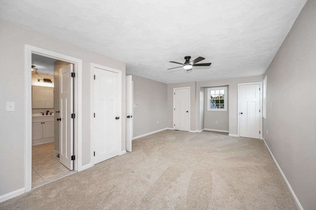 Bathroom, Empty room, Interior