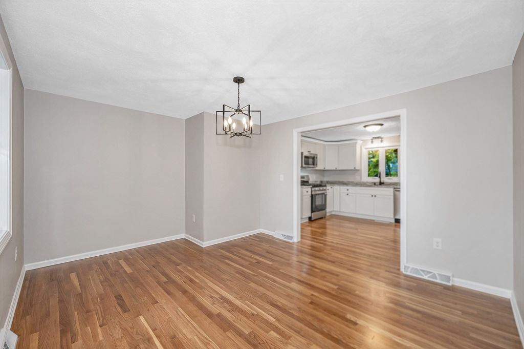 Empty room, Interior, Kitchen, Pendant Lights, Wood Texture Flooring
