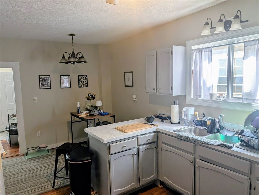 Interior, Kitchen, Pendant Lights, Wood Texture Flooring