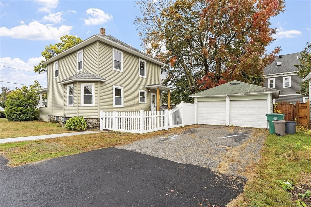 Attached, Backyard, Detached Garage, Exterior, Facade, Queen Anne Victorian