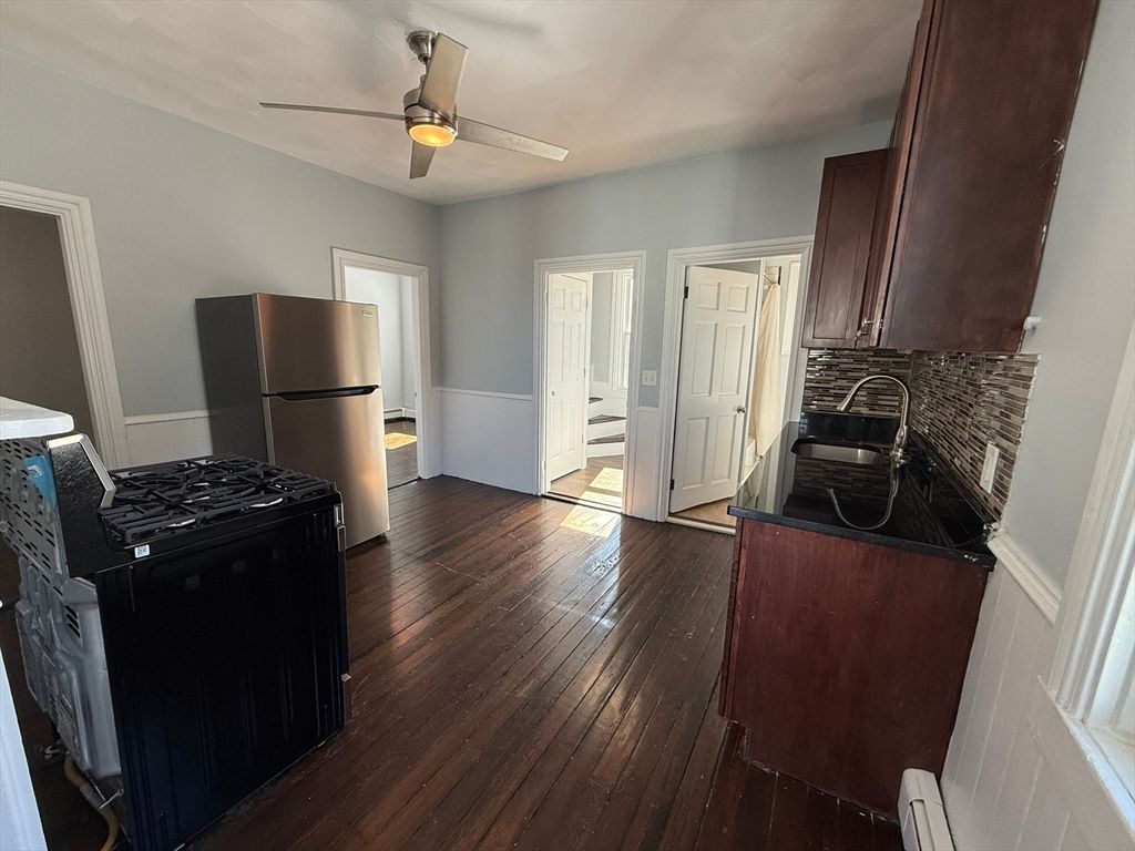 Interior, Kitchen, Wood Texture Flooring