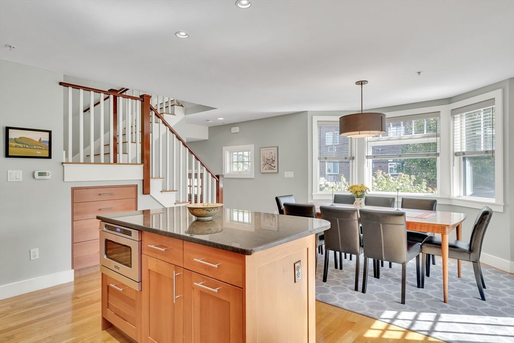 Dining room, Interior, Kitchen, Pendant Lights, Recessed Lighting, Wood Texture Flooring