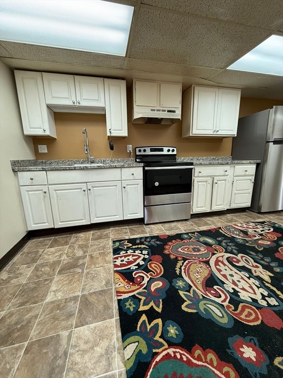 Interior, Kitchen, Stainless Steel Appliances