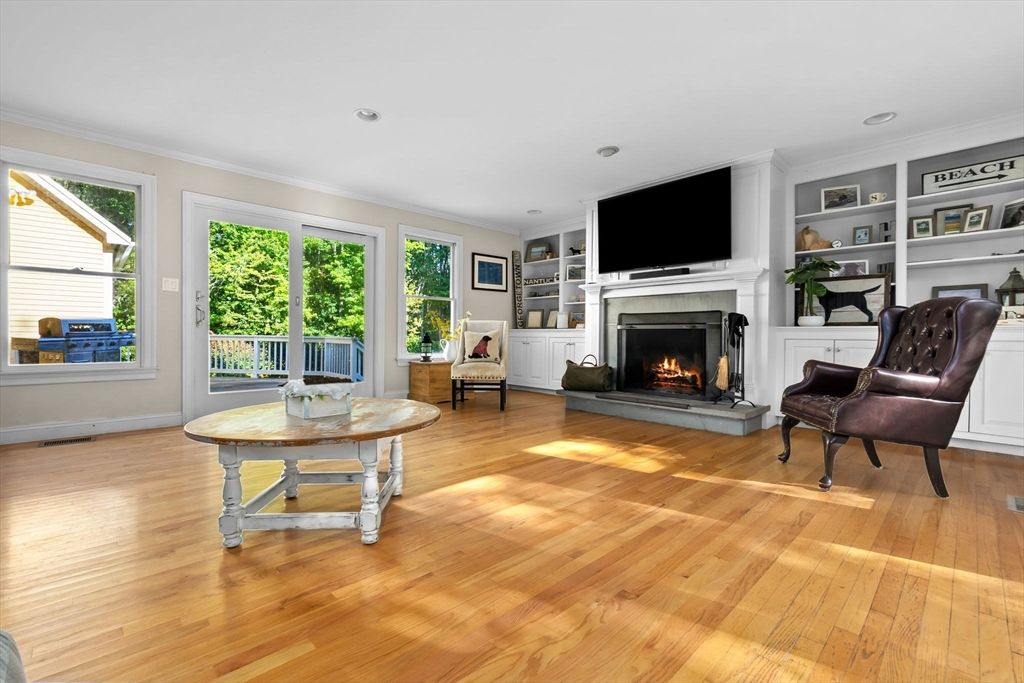 Fireplace, Interior, Recessed Lighting, Wood Texture Flooring