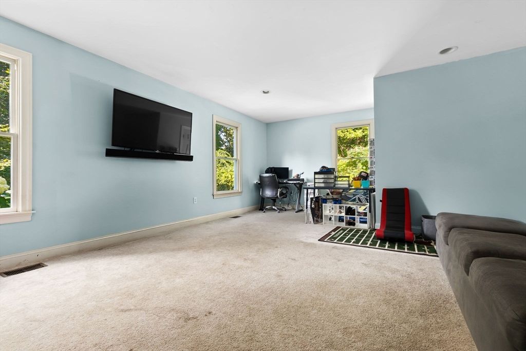 Fitness Equipment, Interior, Recessed Lighting