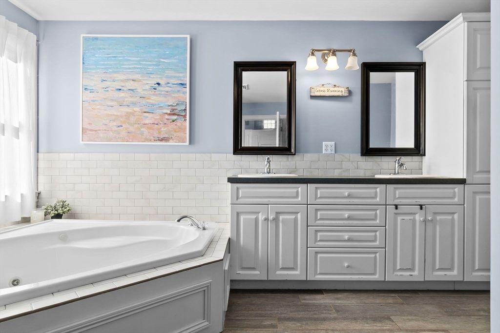 Bathroom, Dual Sink Vanities, Interior, Wood Texture Flooring
