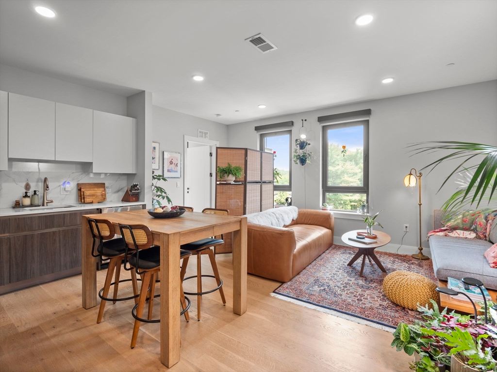 Dining room, Interior, Kitchen, Living room, Recessed Lighting, Wood Texture Flooring