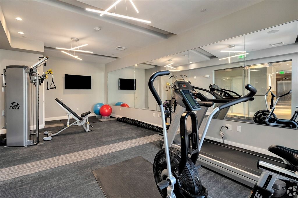 Fitness Equipment, Interior, Recessed Lighting