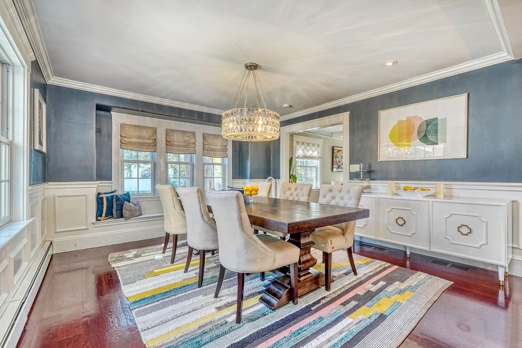 Dining room, Interior, Pendant Lights, Recessed Lighting, Wood Texture Flooring