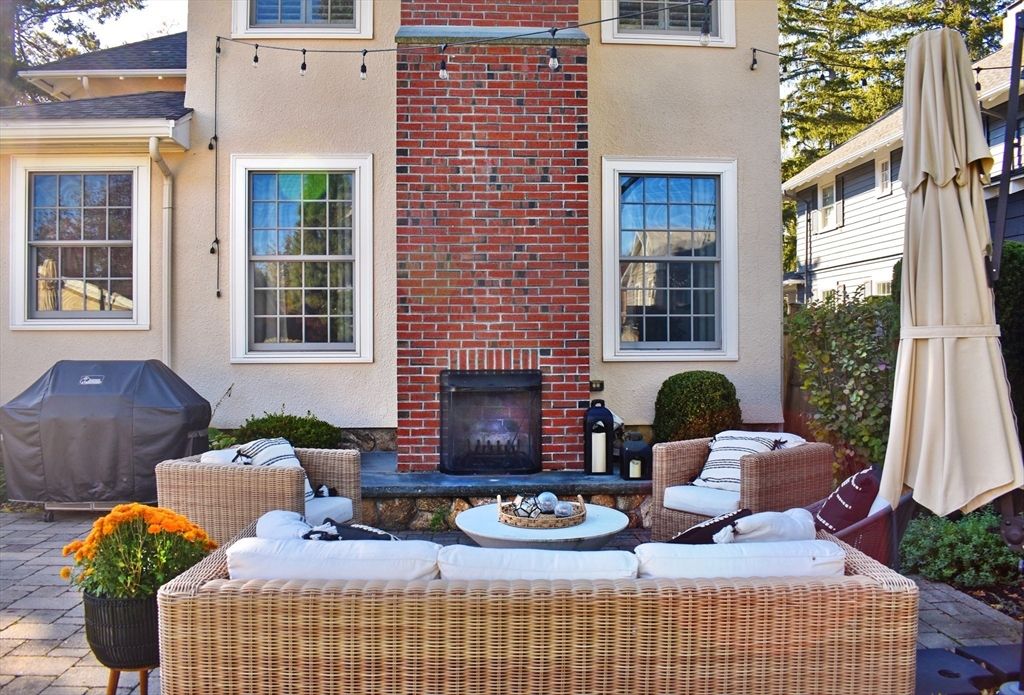 Exterior, Fireplace
