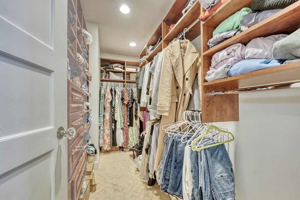 Interior, Recessed Lighting, Walk-in Closets