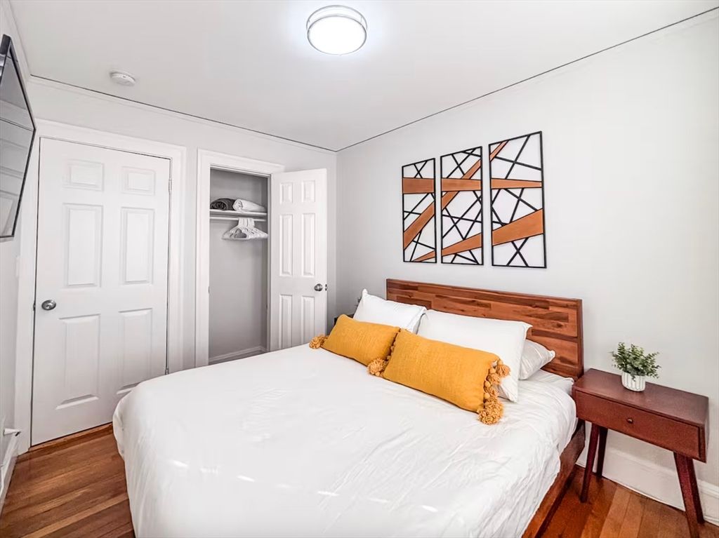 Bedroom, Interior, Wood Texture Flooring