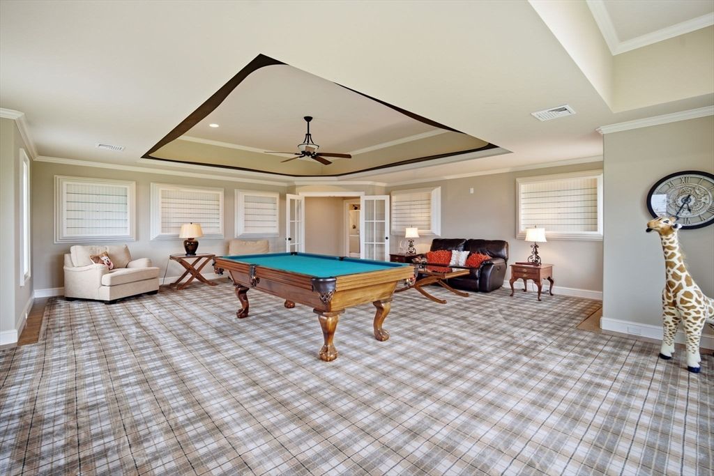 Billiard Table, Game Room, Interior, Living room, Recessed Lighting