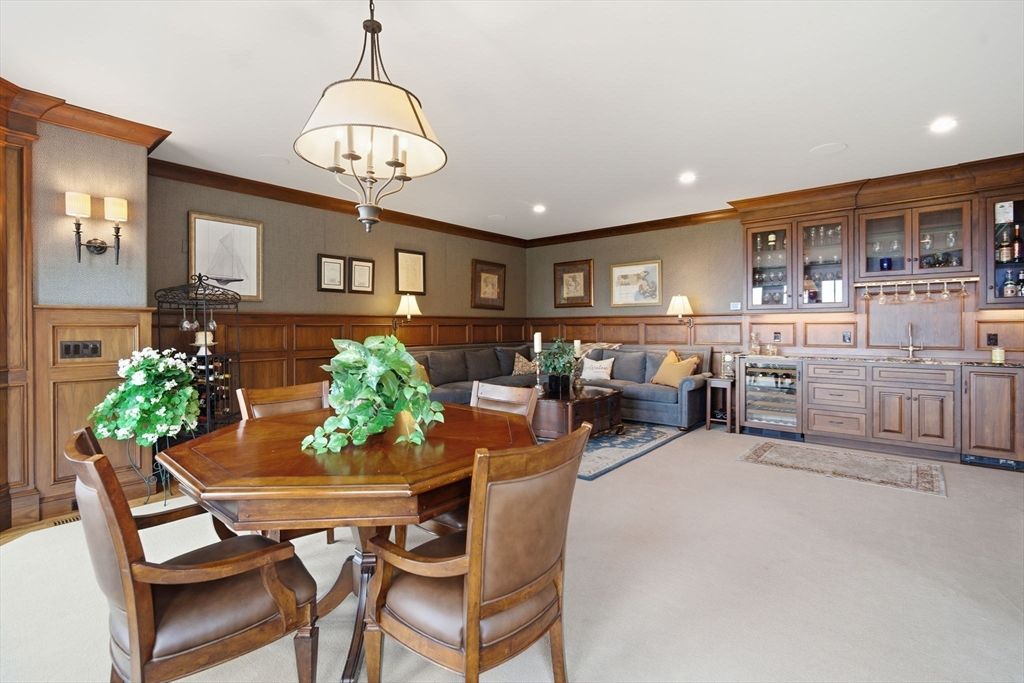 Dining room, Interior, Living room, Pendant Lights, Recessed Lighting