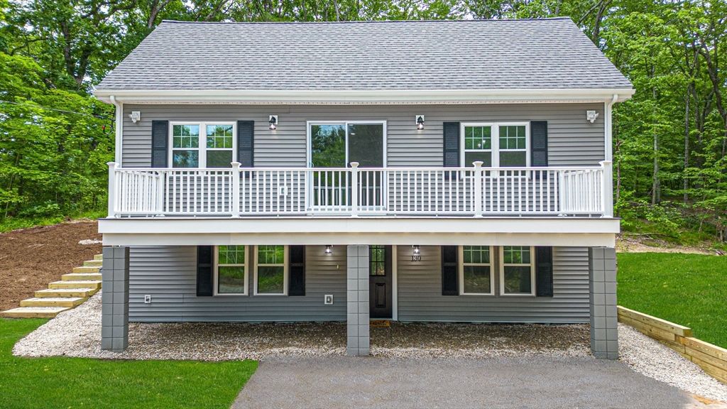 Exterior, Facade, Cape Cod