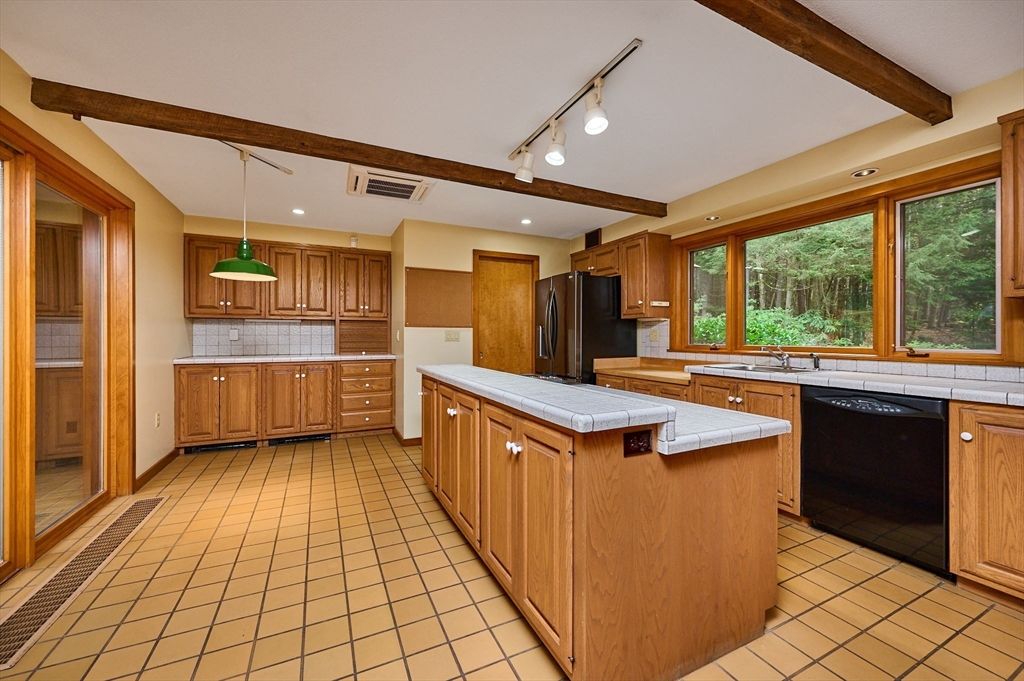 Interior, Kitchen, Pendant Lights, Recessed Lighting, Tile Countertops, Wooden Beams