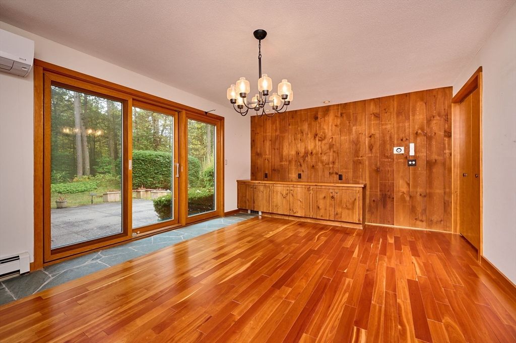 Chandelier, Empty room, Interior, Wood Texture Flooring, Wooden Walls