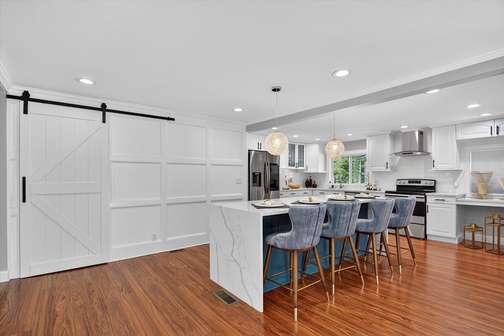 Interior, Kitchen, Pendant Lights, Recessed Lighting, Stainless Steel Appliances, Wood Texture Flooring
