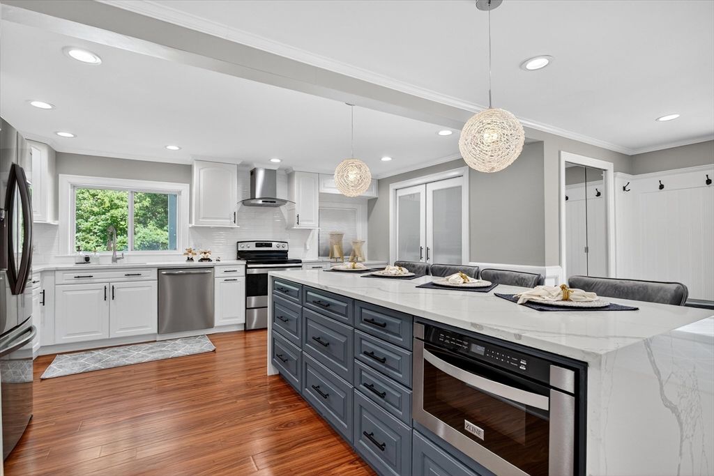 Interior, Kitchen, Pendant Lights, Recessed Lighting, Stainless Steel Appliances, Wood Texture Flooring